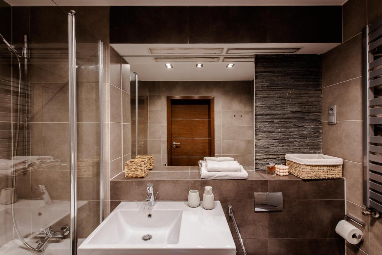Spacious Apartment Close To Main Station / Galeria Krakowska Exterior foto